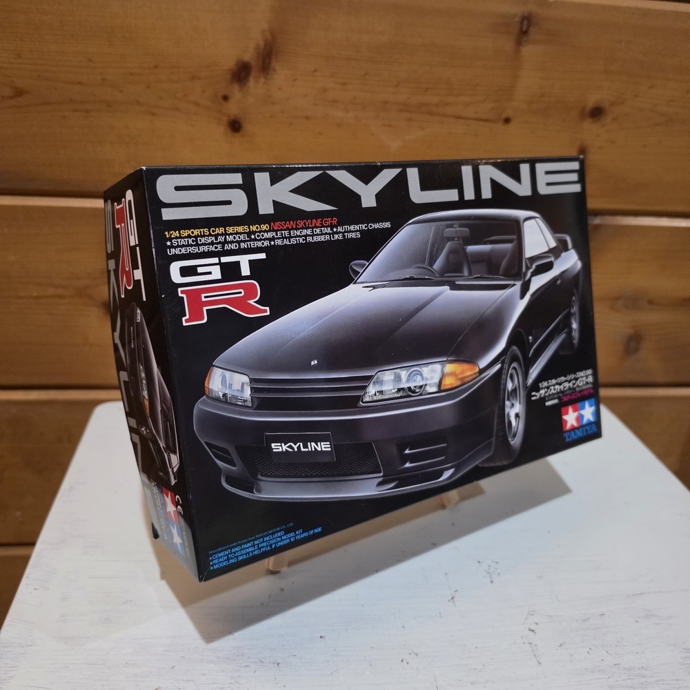 Tamiya 24090 Nissan Skyline GTR 1/24 Model Kit 99.7% Complete